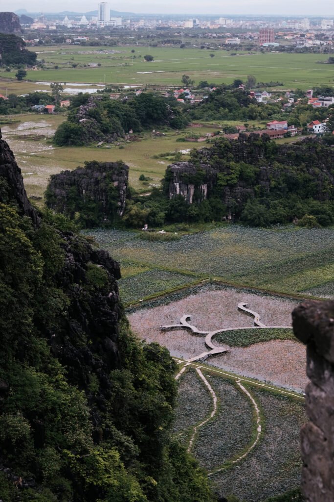 Mua-Cave-Ninh-Binh_30