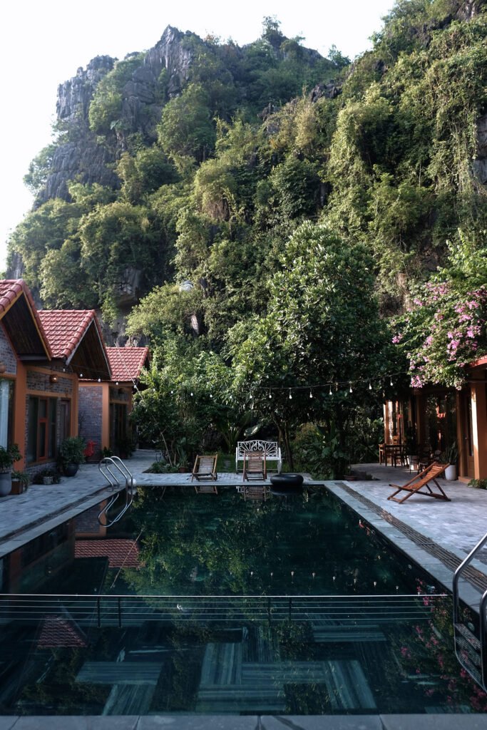 Tam Coc Mountain Bungalow