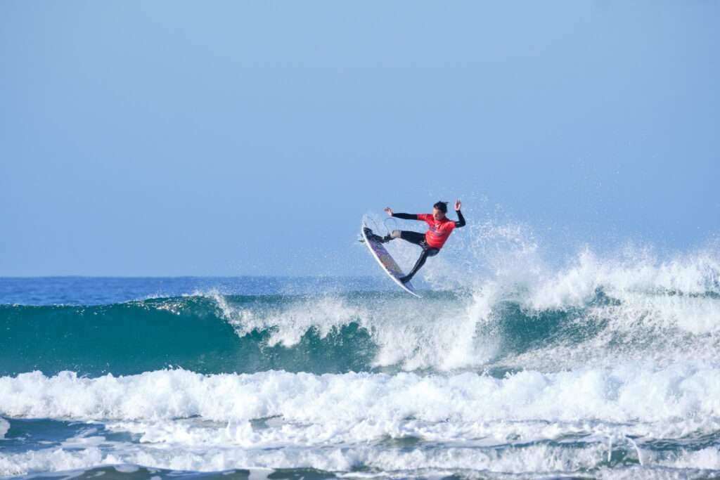 Bass-Coast-Rip-Curl-GromSearch-Smiths-Beach-Surfing-Air-Landon-Smales